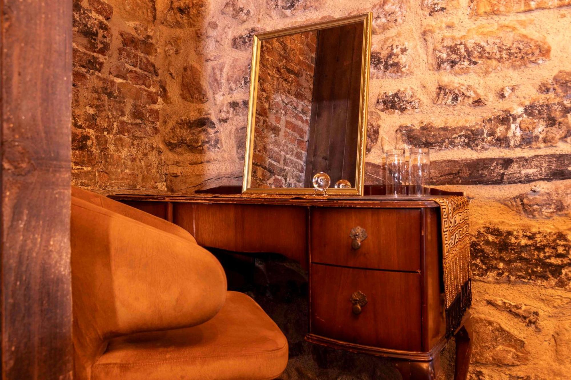 The Dirty Bottles Hotel Alnwick Eksteriør bilde